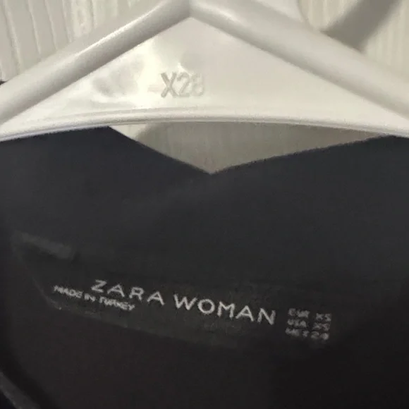 Zara Black Button Down Shirt - Picture 2 of 5